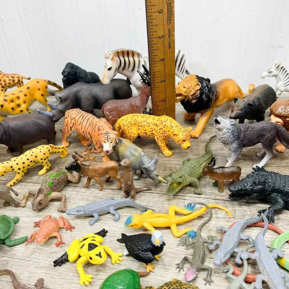 Huge Lot Assorted Plastic Animal Figurines Safari Zoo Reptiles Snakes